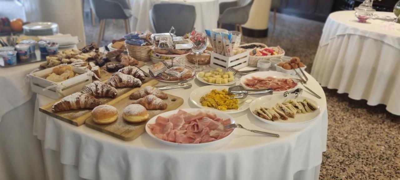 Hotel Villa Regina Margherita Rovigo Eksteriør bilde